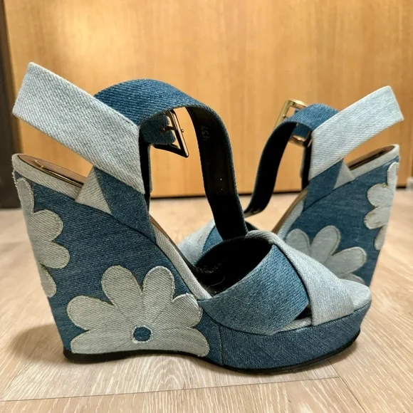 Roger Vivier Denim Floral Wedge Platform Sandals - Picture 5 of 11
